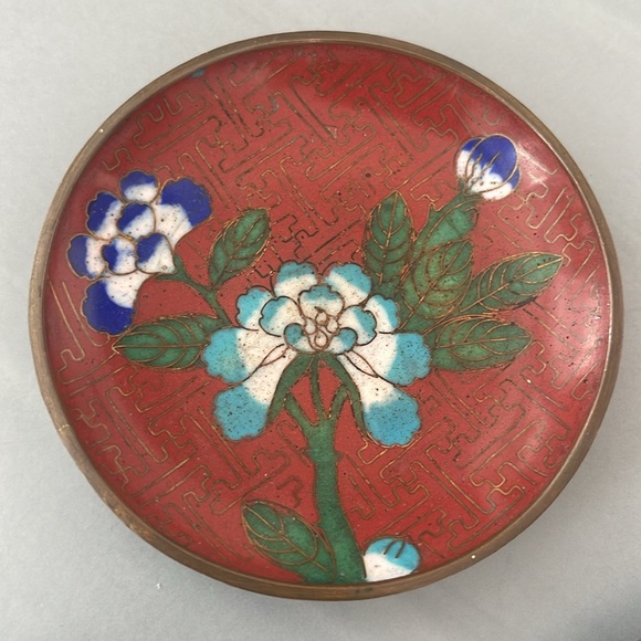 Antique Chinese Cloisonné Small Dishes - Picture 4 of 8